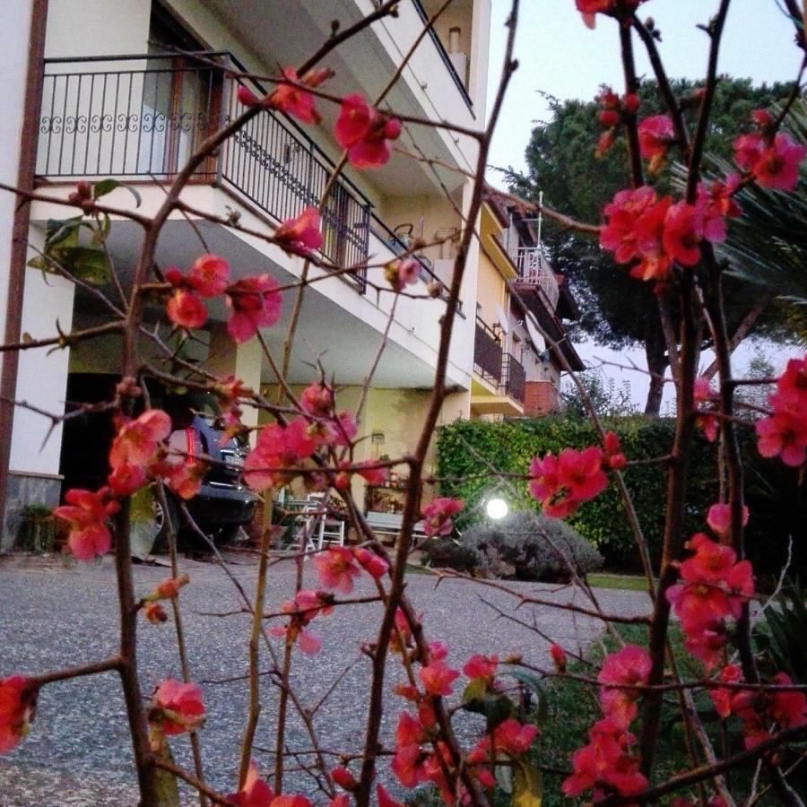 Casa Iovara Telese Exterior foto